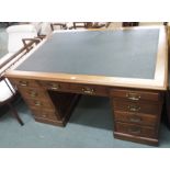 A mahogany partners desk with green skiver Condition Report: