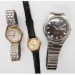Two ladies Tissot watches together with a gents Tissot watch Condition Report: