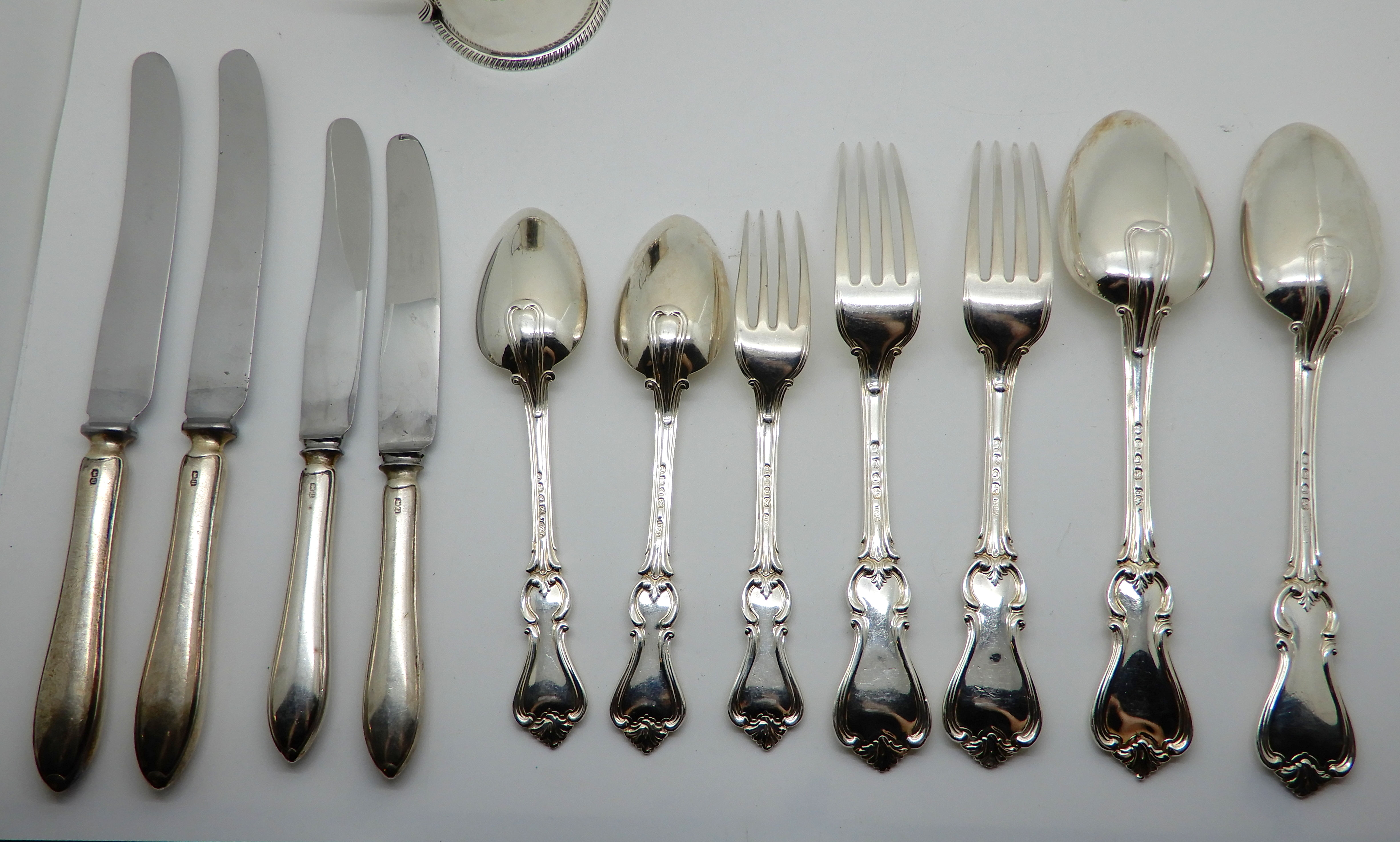 A lot comprising a silver mustard pot frame, Sheffield 1894, a pair of silver tablespoons, two - Image 2 of 3