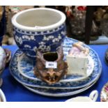 A Bretby grotesque cat head nightlight, two Spode large platters, other blue and white transfer