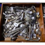 A tray lot of loose cutlery Condition Report: