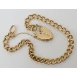 A 9ct gold curb link bracelet, unknown hallmarks, length 20.5cm, weight 18.5cm Condition Report: