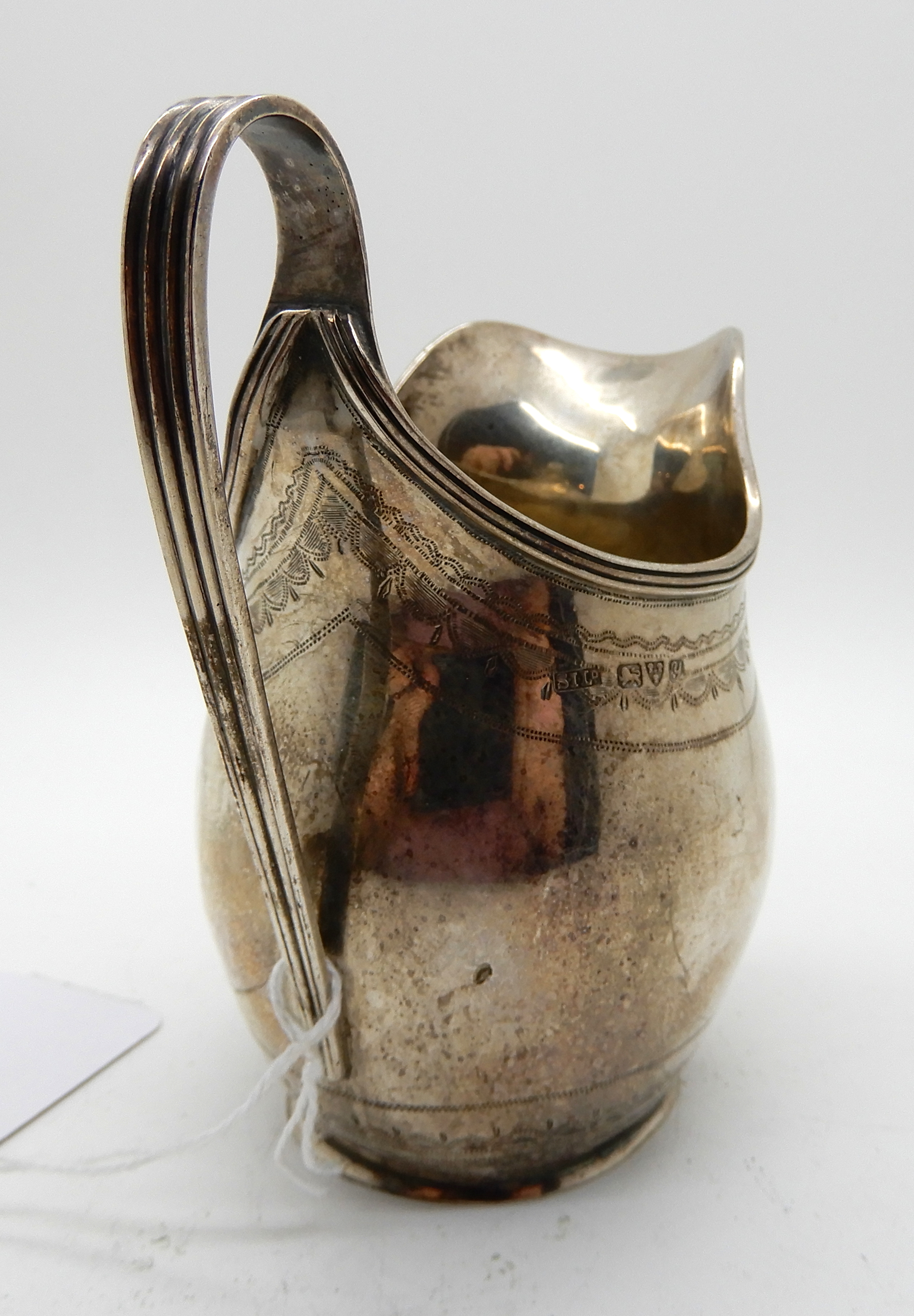 A silver cream jug, Chester 1924, 11cm high, 97gms Condition Report: Available upon request - Image 3 of 3