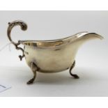 A silver sauceboat, London 1953, 109gms Condition Report: Available upon request