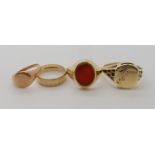 A 9ct gold carnelian set signet ring size P1/2, a 9ct gents extendable signet ring size approx S