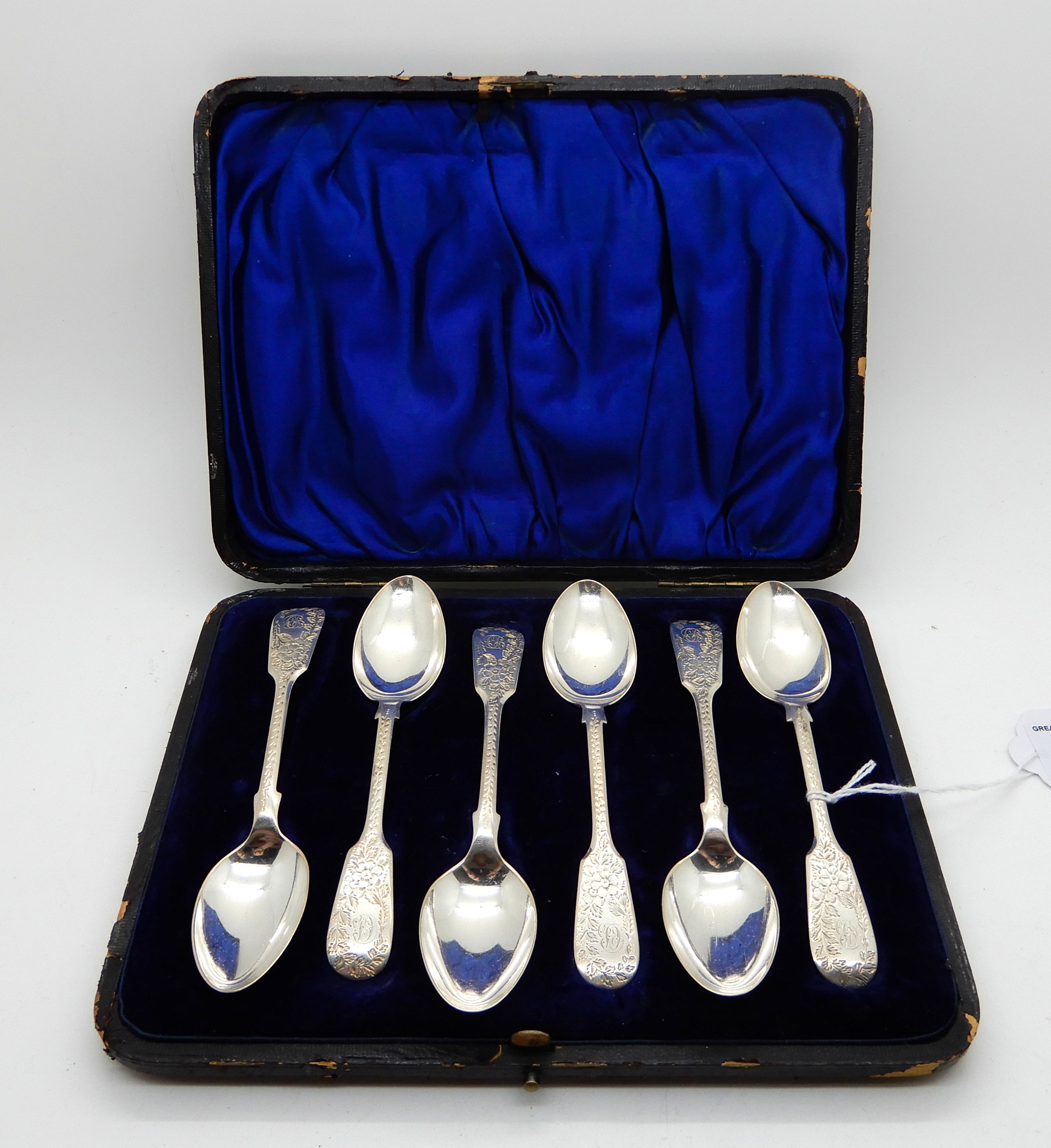 A cased set of six silver teaspoons, Sheffield 1901 Condition Report: Available upon request