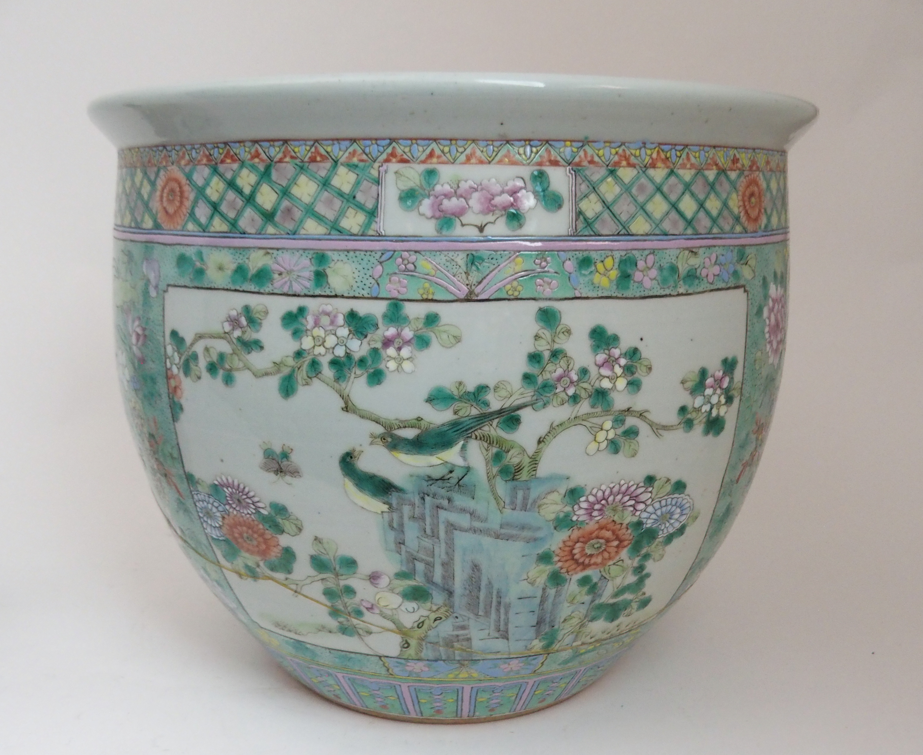 A CHINESE FAMILLE VERTE FISH BOWL painted with panels of birds amongst foliage and rockwork, - Image 6 of 15