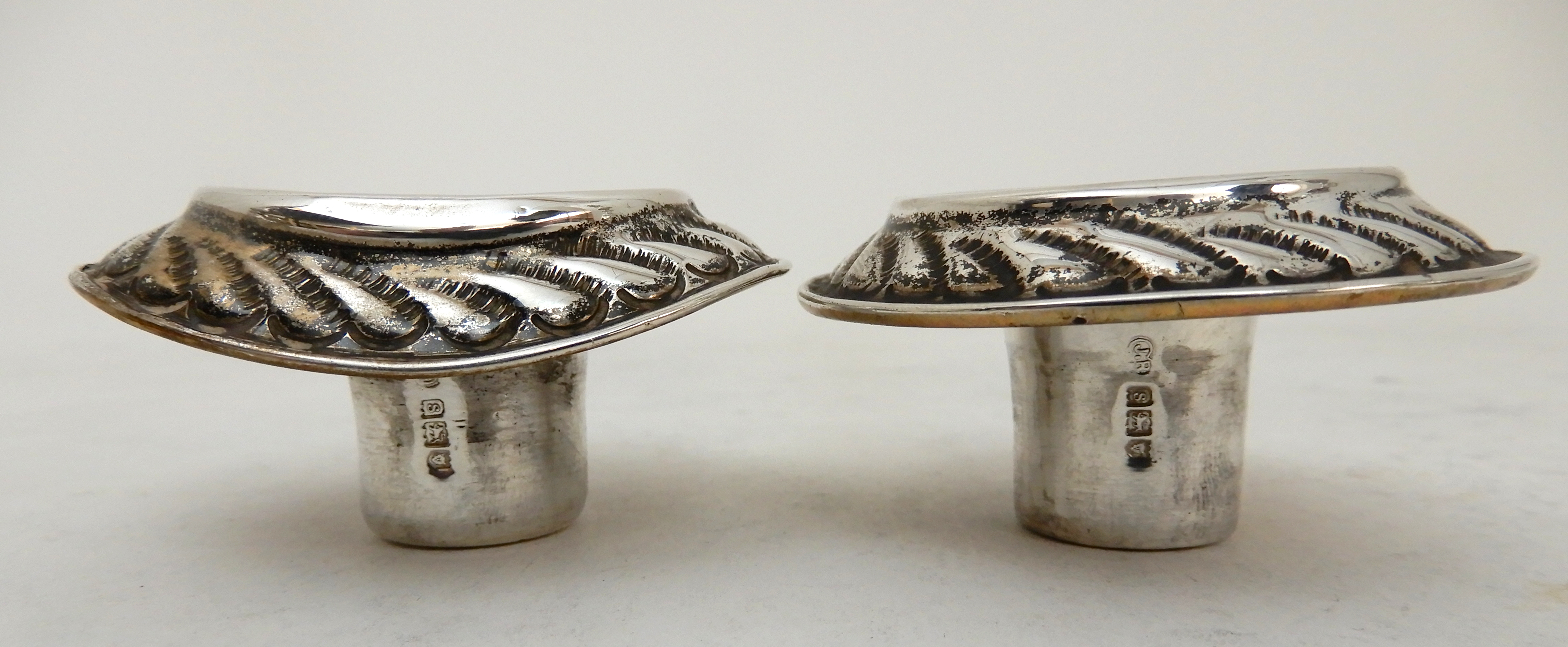 A PAIR OF GEORGE V SILVER CANDLESTICKS by John Round & Son Limited, London 1913, the removable - Image 8 of 9