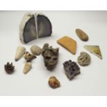 A QUANTITY OF SHELLS, AGATE and found objects Estate of Alasdair Gray Condition Report: Available