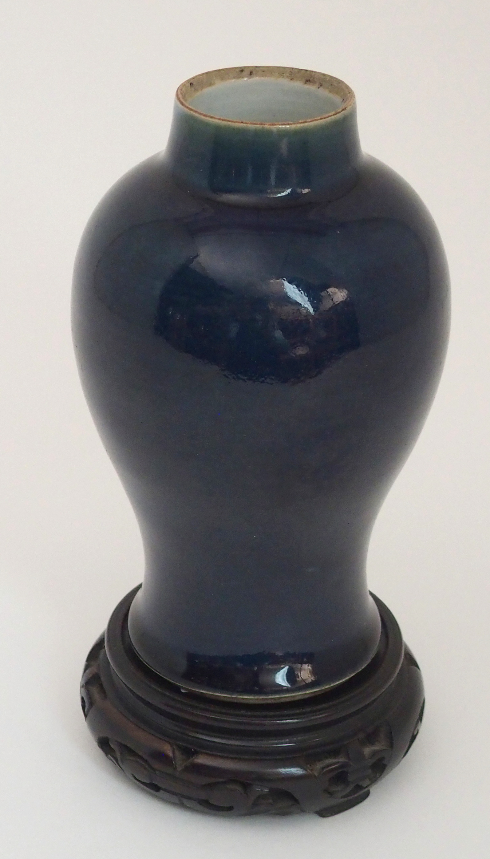 A CHINESE BLUE MONOCHROME BALUSTER VASE with traces of foliate gilding, 18th/19th Century, 17.5cm - Image 3 of 5