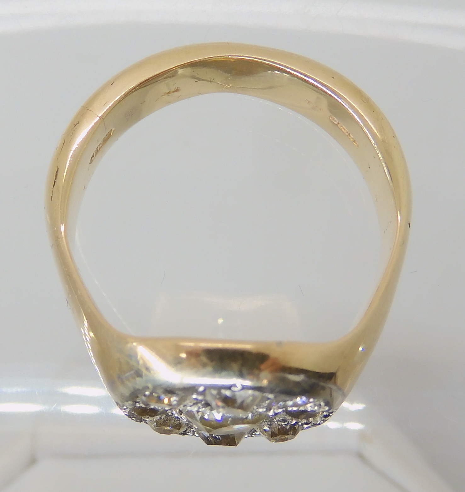 A 9CT GOLD GENTS DIAMOND SET SIGNET RING set with estimated approx 1.60cts of old cut diamonds, - Image 3 of 4