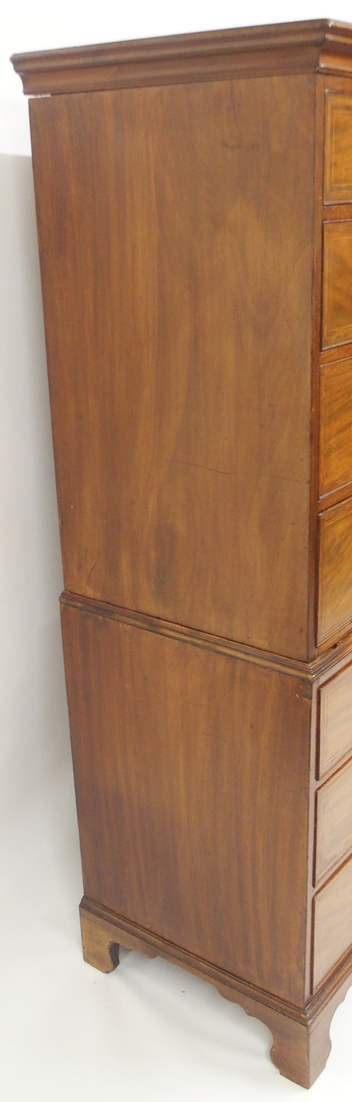 A MAHOGANY AND SATINWOOD CROSS BANDED CHEST ON CHEST with two over three graduating drawers on three - Image 5 of 7