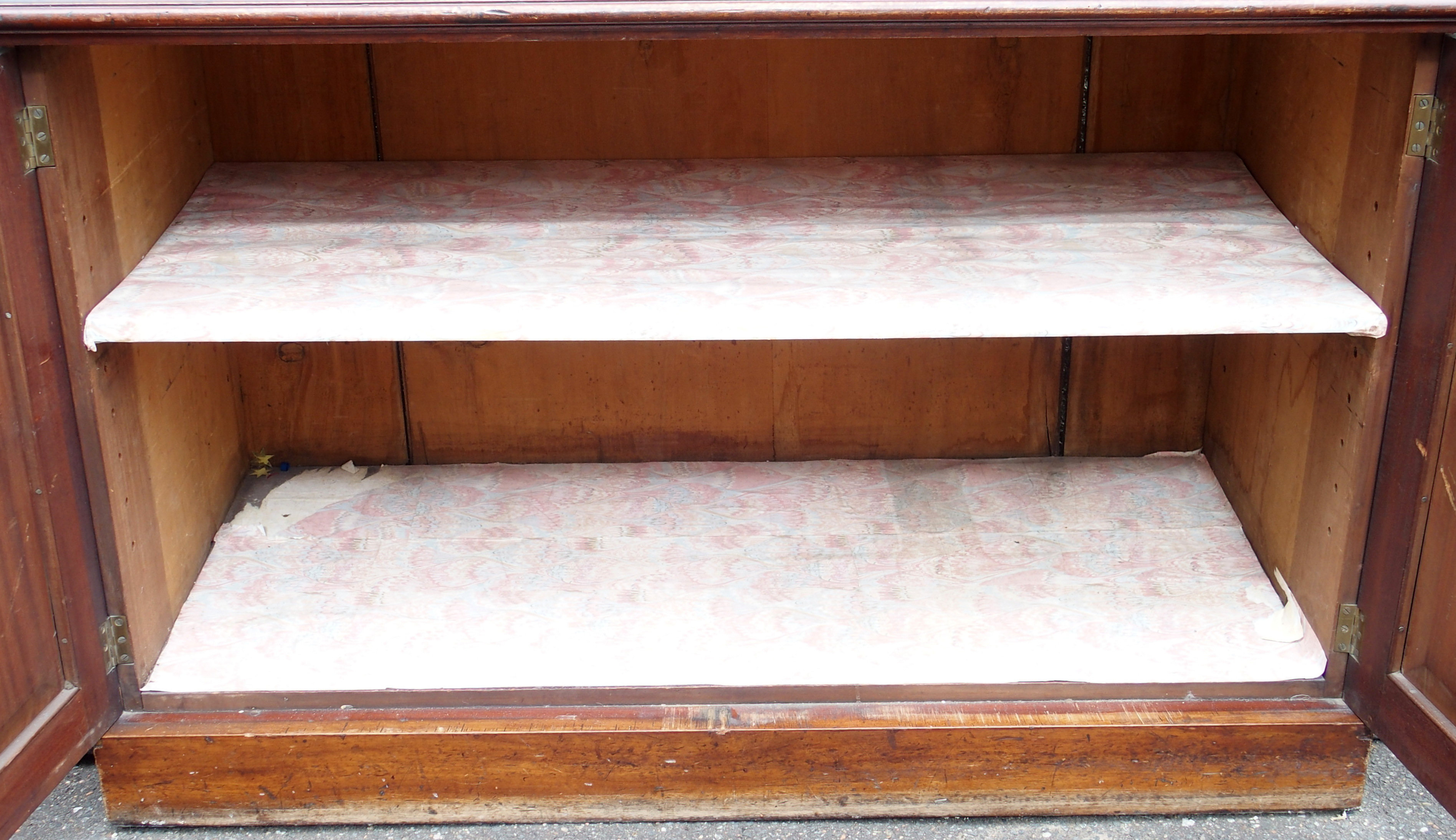 A VICTORIAN MAHOGANY BREAK FRONT BOOKCASE, with four glazed doors over a base with four doors, 231cm - Image 9 of 15