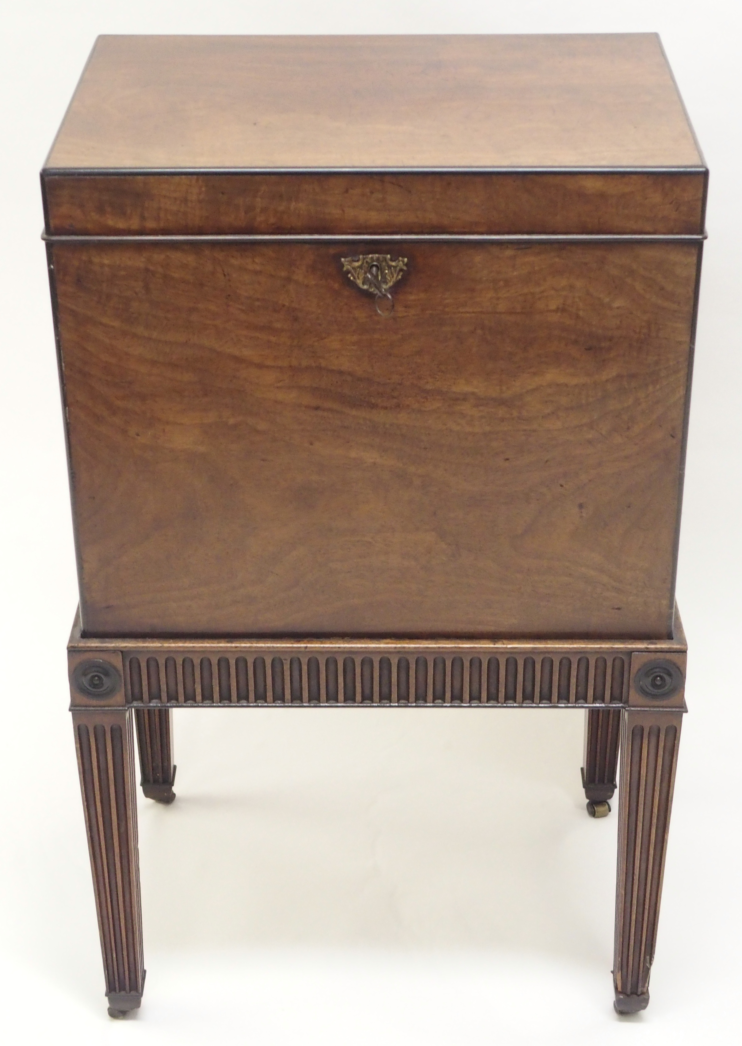 A GEORGE III MAHOGANY AND EBONY BANDED WINE COOLER the hinged cover above a foliate escutcheon and - Image 2 of 7