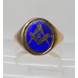 A 9ct gold enamelled Masonic ring size O1/2, weight approx 6.8gms Condition Report: Available upon
