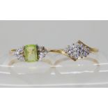 A 9ct clear and green gem set ring size J1/2 and a 9ct gold diamond cluster ring size K, weight