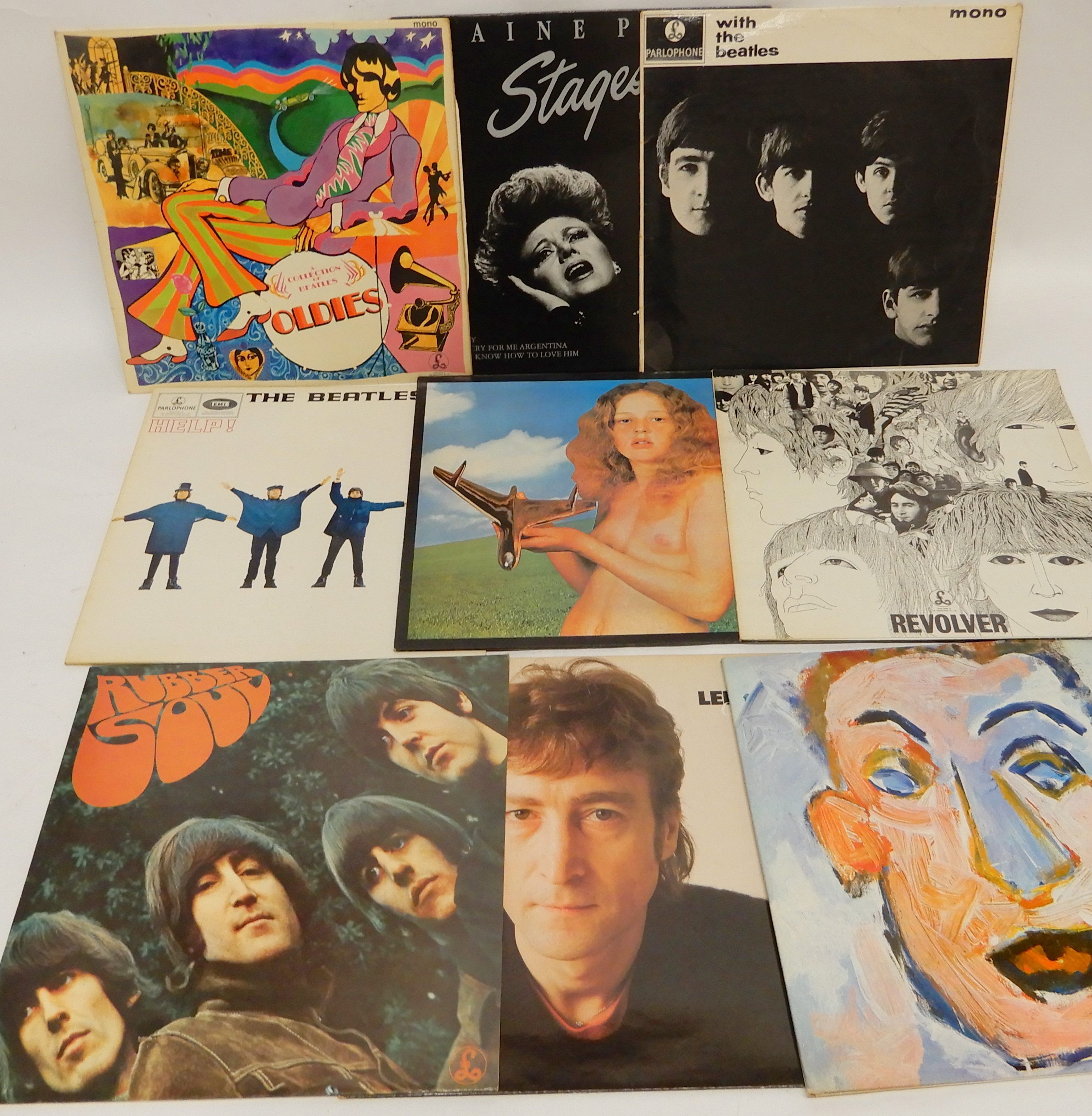 A box of vinyl LP records with the Beatles, Bob Dylan, Louis Armstrong etc Condition Report: - Image 3 of 4