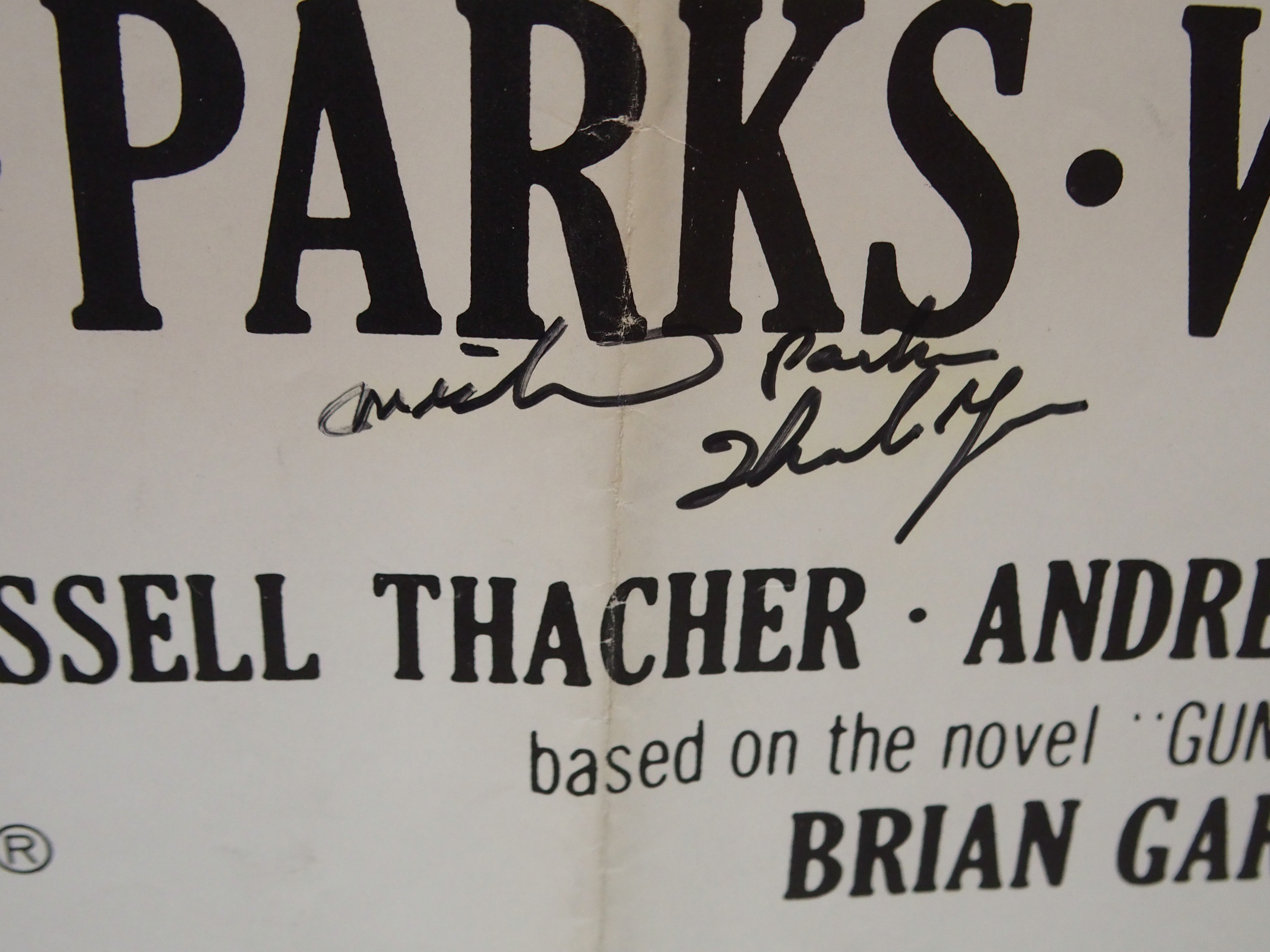 THE LAST HARD MAN movie poster, 1976, autographed by Michael Parks horizontal and vertical folds, - Image 3 of 6