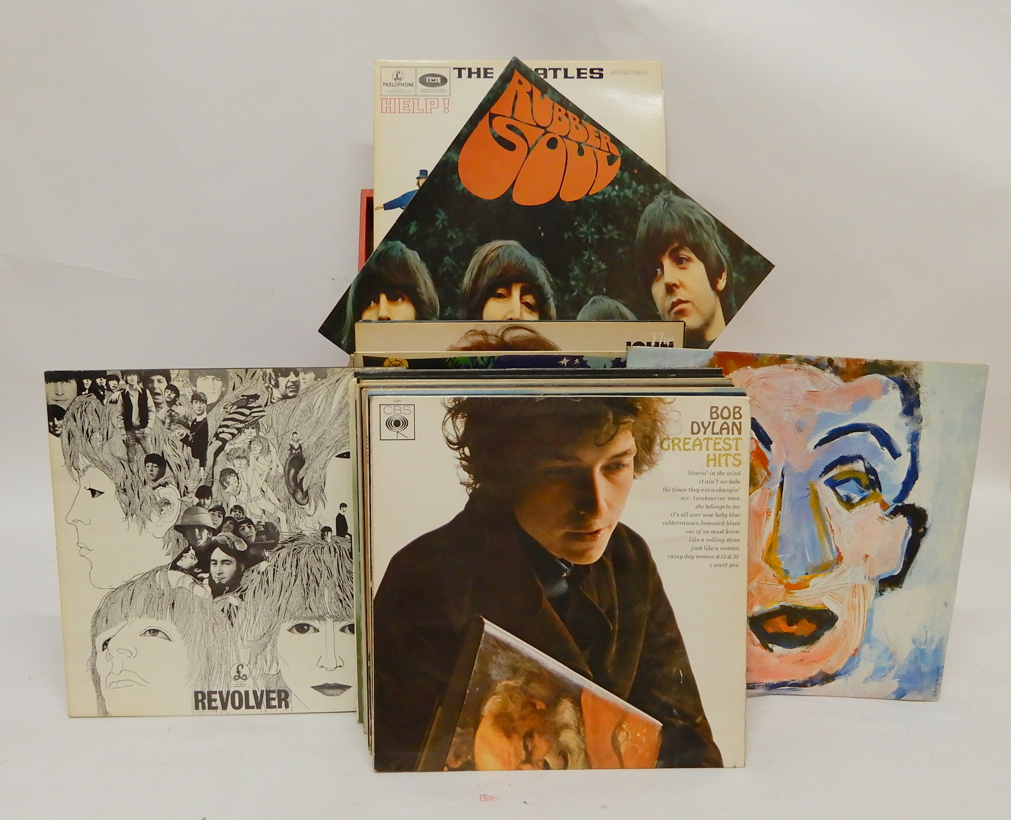 A box of vinyl LP records with the Beatles, Bob Dylan, Louis Armstrong etc Condition Report: