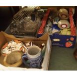 A mixed lot of ceramics etc Condition Report: Available upon request