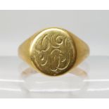 An 18ct gold gents signet ring, size W, weight 10.4gms Condition Report: Available upon request