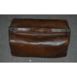 A leather Gladstone bag, 50cm wide Condition Report: Available upon request