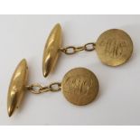 A pair of 9ct gold cufflinks weight 6.6gms Condition Report: Available upon request