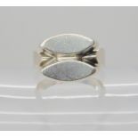 A silver Georg Jensen ring pattern 98, finger size approx L, weight 4.4gms Condition Report:
