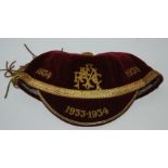 1933-35 sporting cap, possibly Rugby example, mesh purse etc Condition Report: Available upon