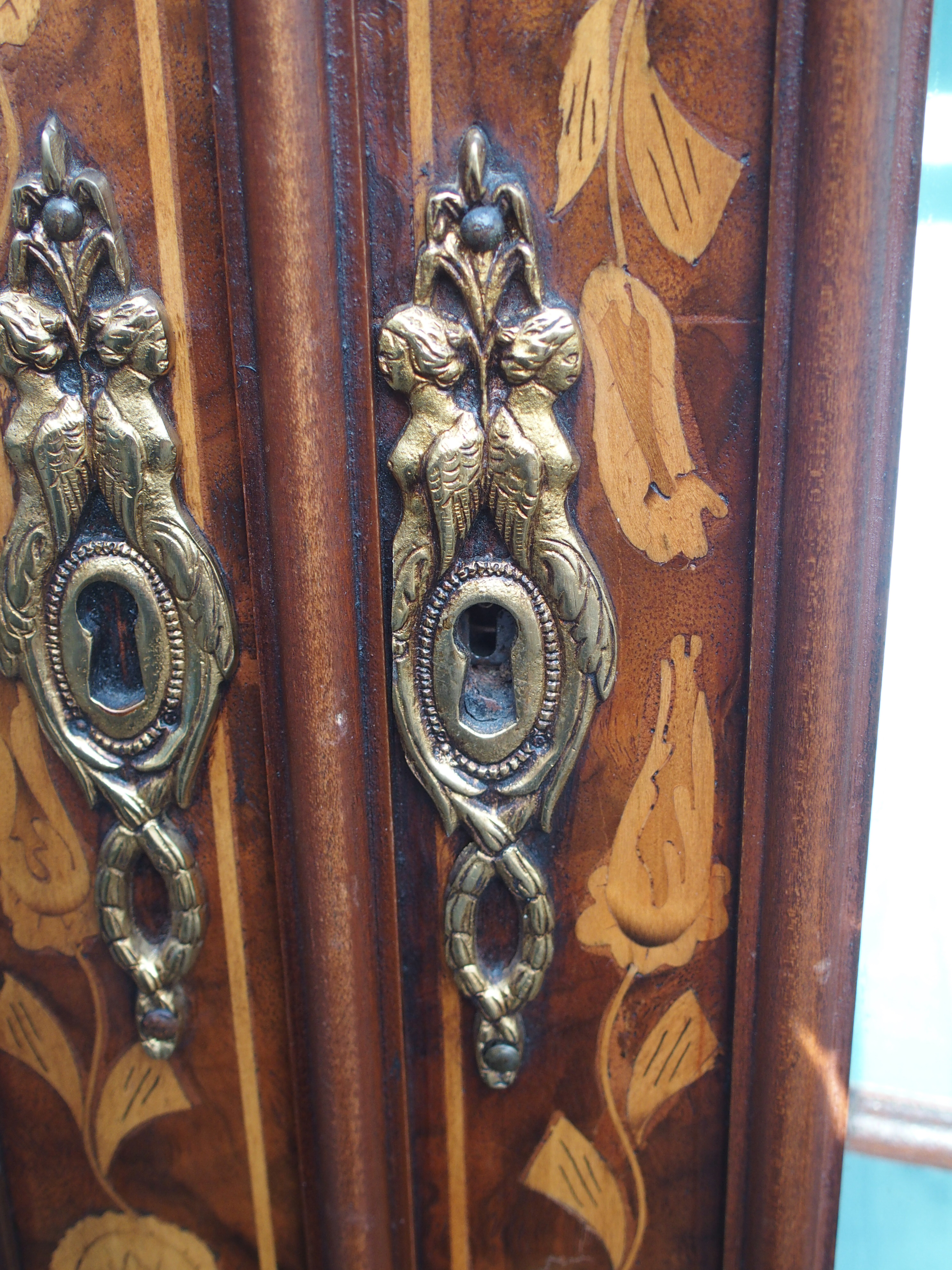 A DUTCH MARQUETRY WALNUT DISPLAY CABINET the scroll shaped hood divided by a glazed panel surrounded - Image 12 of 16