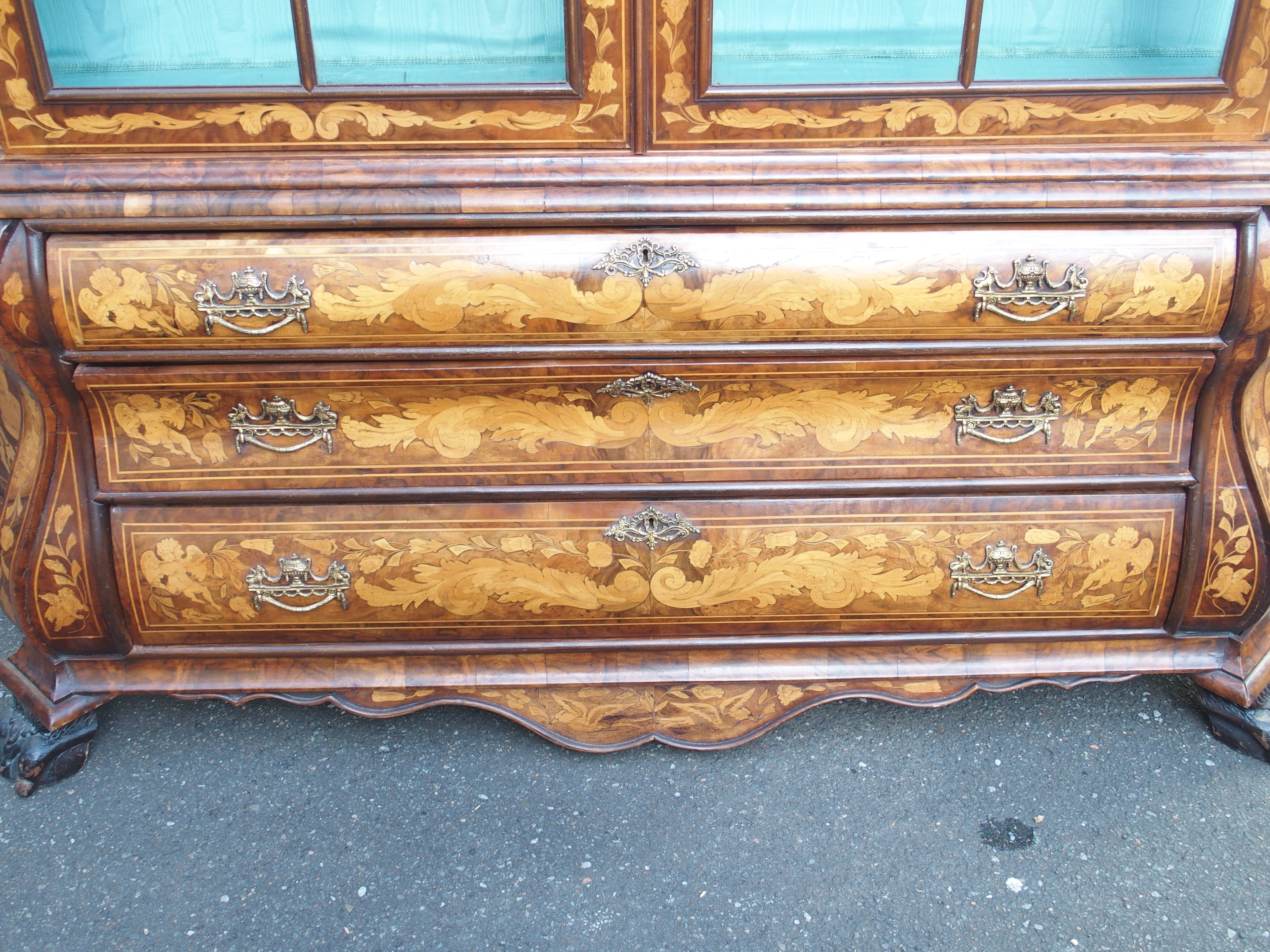 A DUTCH MARQUETRY WALNUT DISPLAY CABINET the scroll shaped hood divided by a glazed panel surrounded - Image 6 of 16