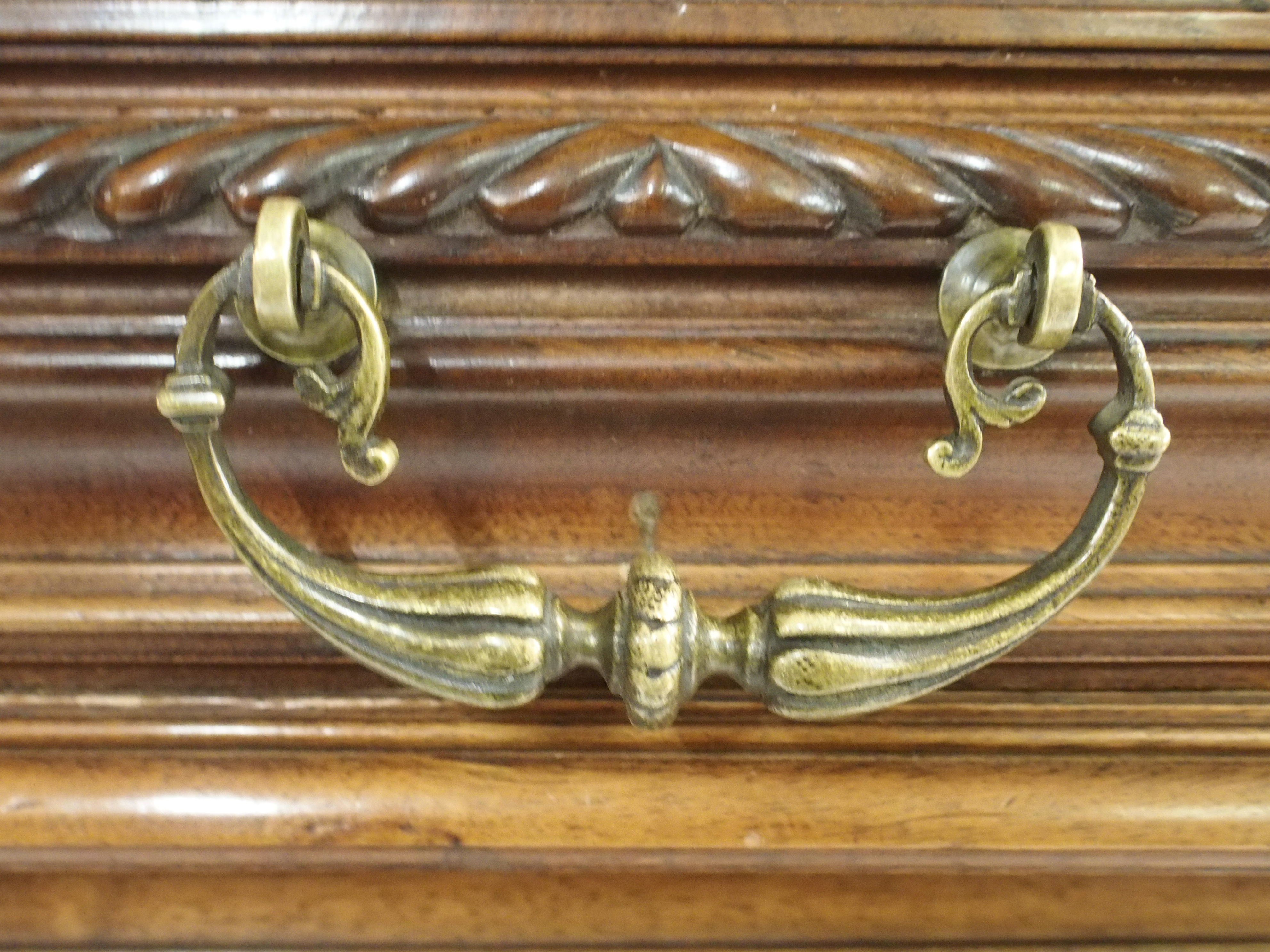 A CONTINENTAL WALNUT SIDEBOARD the back with broad shelf on fluted supports,above a gallery and - Image 11 of 33