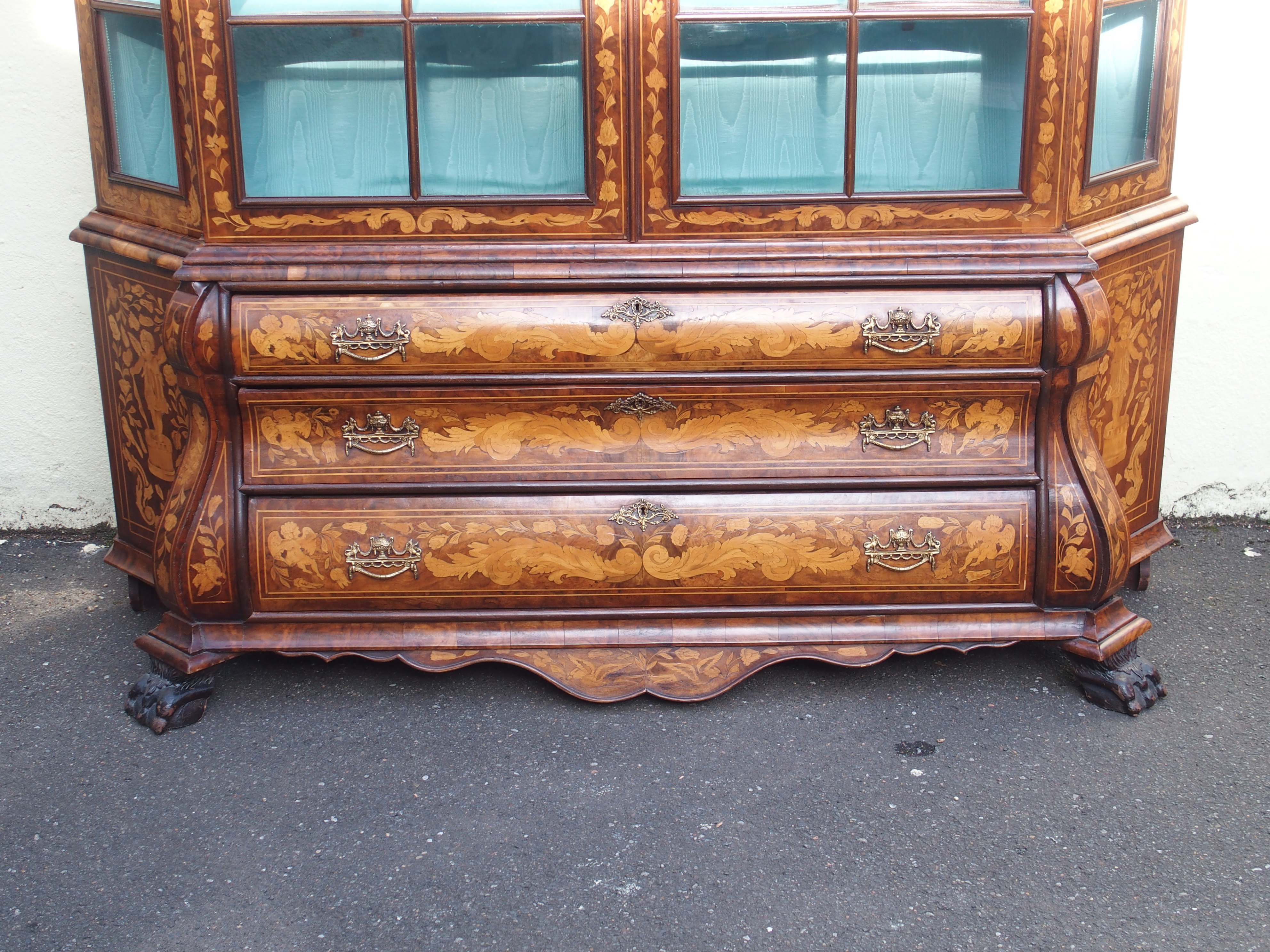 A DUTCH MARQUETRY WALNUT DISPLAY CABINET the scroll shaped hood divided by a glazed panel surrounded - Image 3 of 16