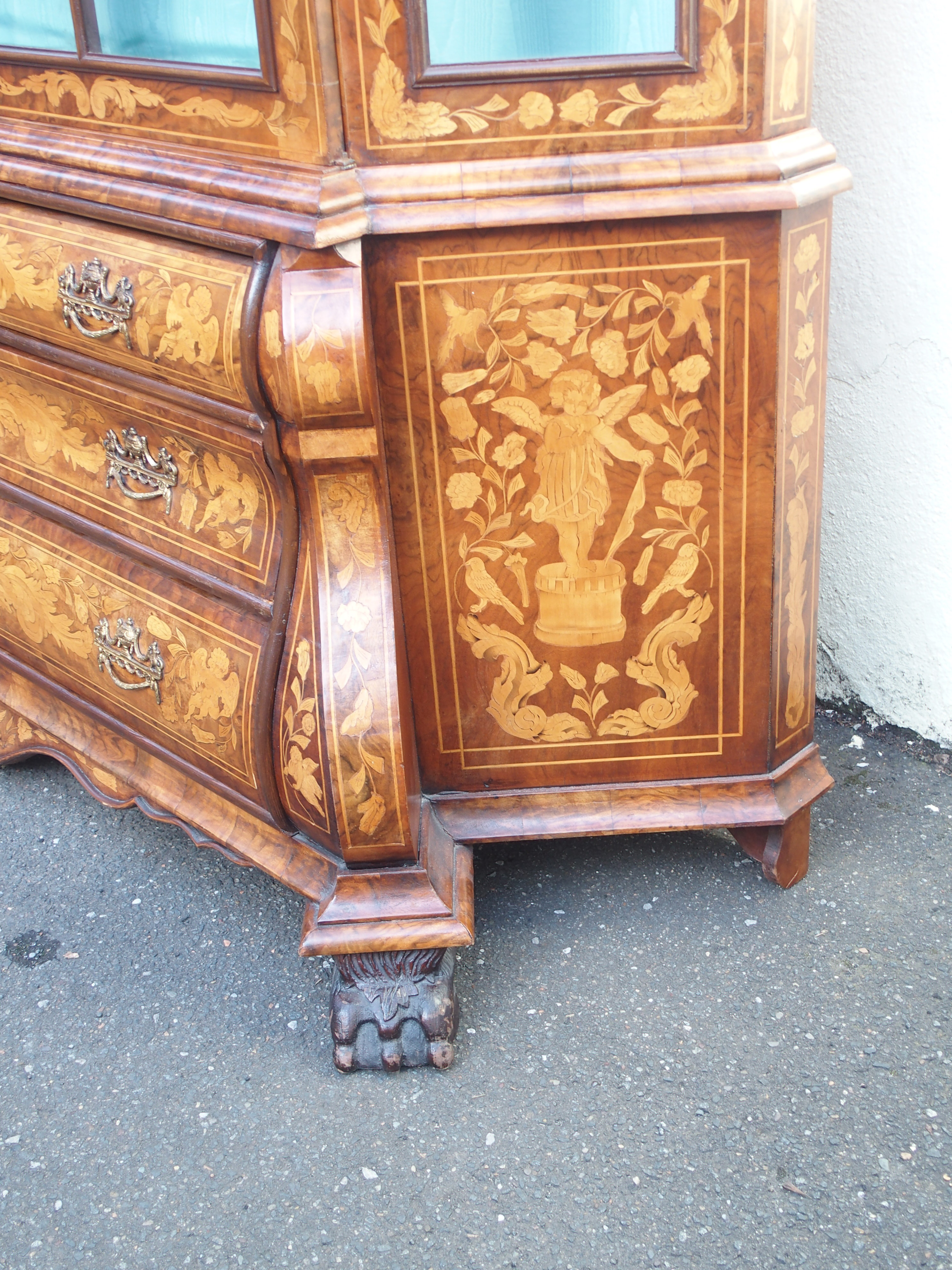 A DUTCH MARQUETRY WALNUT DISPLAY CABINET the scroll shaped hood divided by a glazed panel surrounded - Image 5 of 16