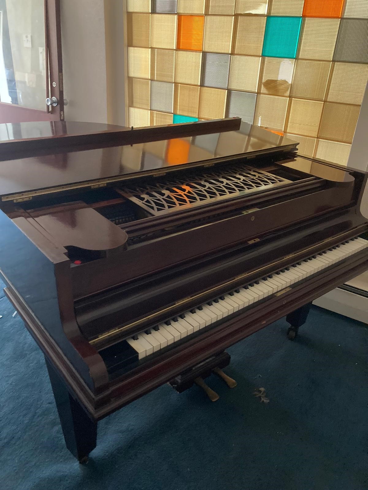 A MAHOGANY CASED JOHN BROADWOOD & SONS GRAND PIANO 106cm high x 148cm wide x 170cm Condition Report: