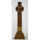 ALEXANDER AND EUPHEMIA RITCHIE - A BRONZE IONA CROSS modelled as St Martin's Cross, the base with