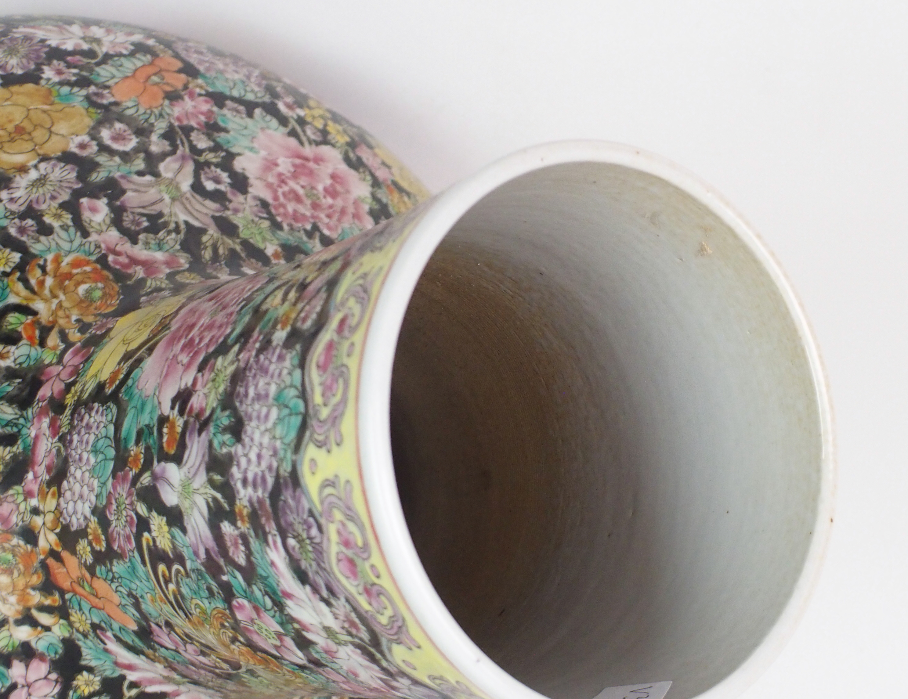 A LARGE CANTON MILLIEFIORI PATTERN BALUSTER VASE painted with allover floral design, within yellow - Image 10 of 10