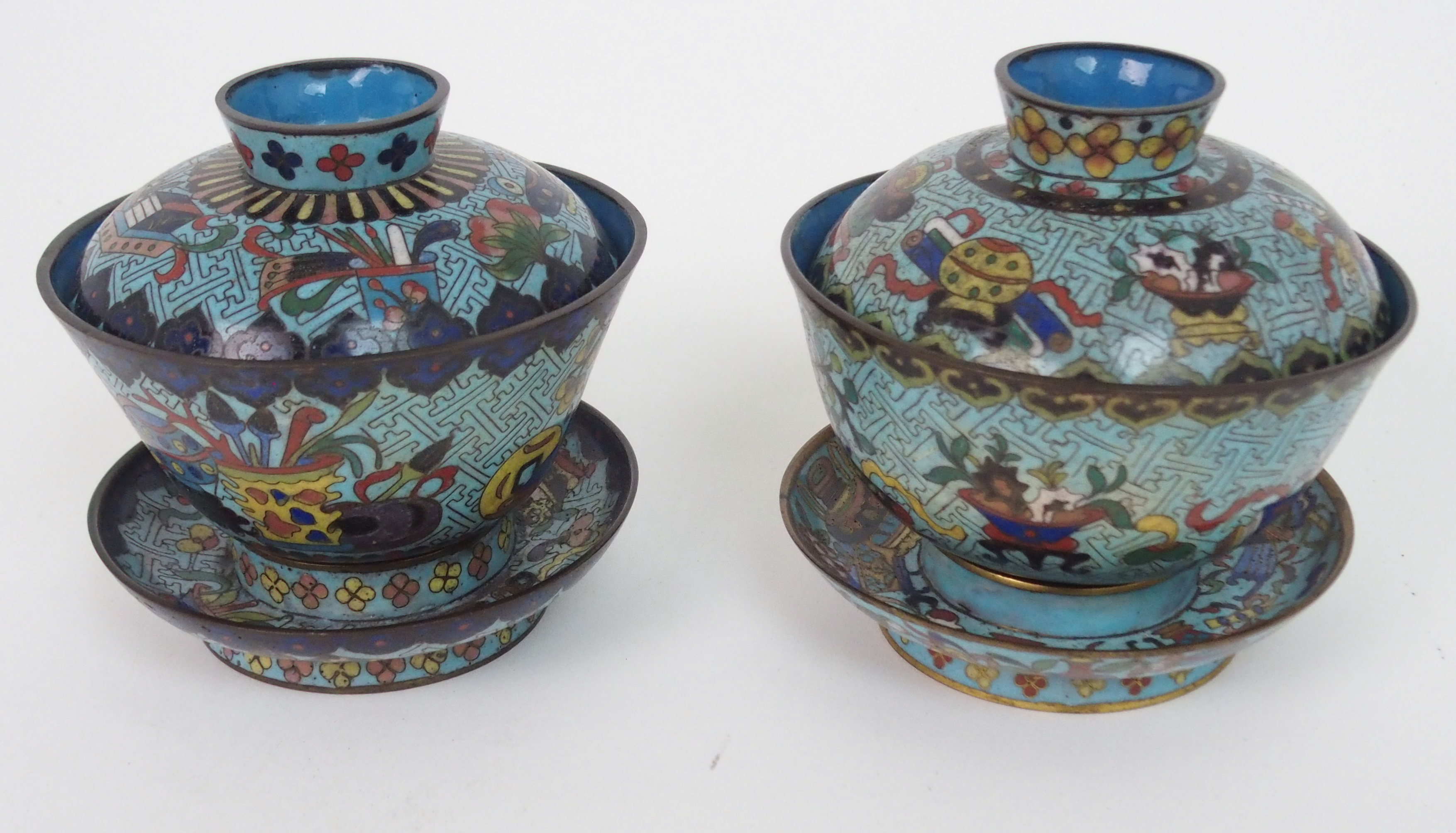 A PAIR OF CHINESE CLOISONNE BOWLS, COVERS AND STANDS decorated with precious objects on key - Image 2 of 7