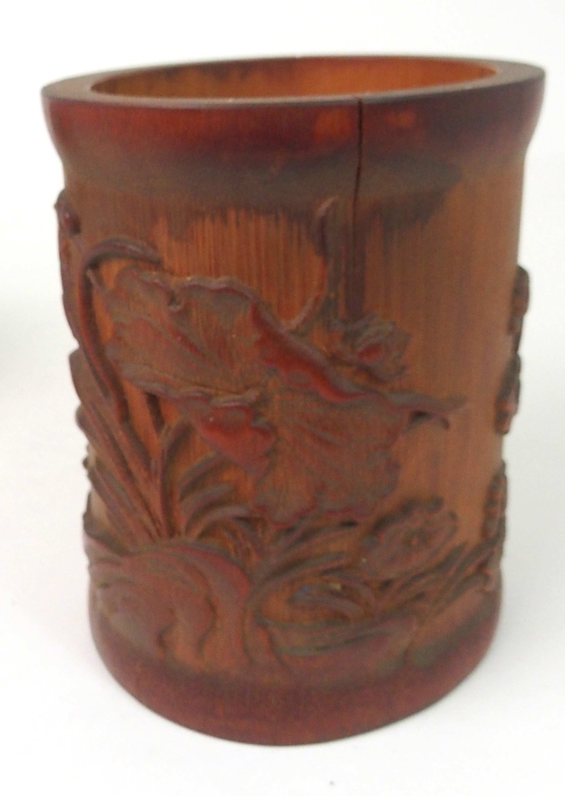 A CHINESE BAMBOO BRUSHPOT carved with lilies and foliage, 15.5cm high and a hardwood brushpot, - Image 4 of 8