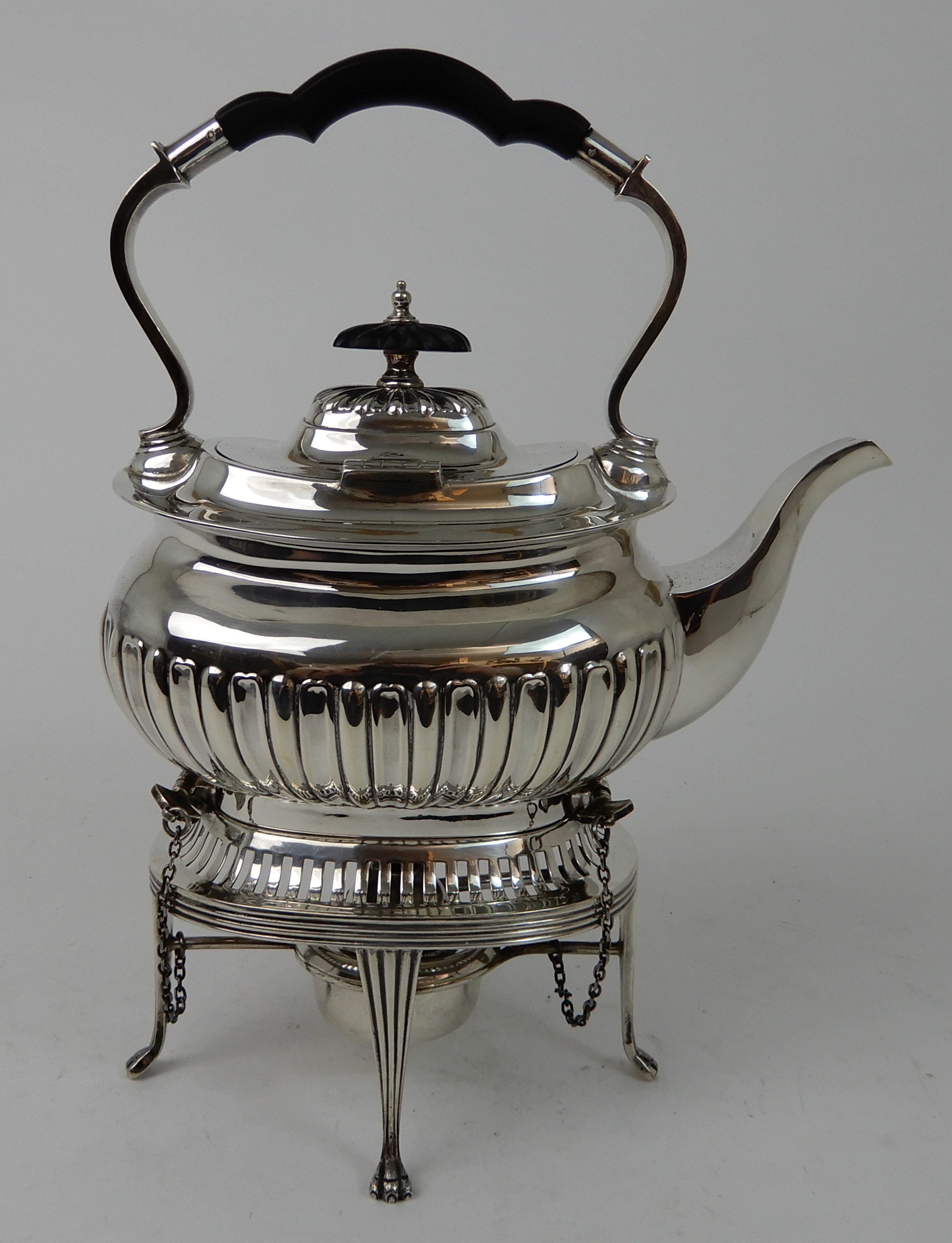 A SILVER SPIRIT KETTLE by Walker & Hall, Sheffield 1919, of curving rectangular form, with half - Image 2 of 10