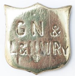 GN&L&NWRY Railway Horse Brass GN&L&NWRY, shield shaped. In very good condition, a rare brass.