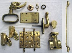 Pullman Car brass fittings to include door handles, large door grip, hinges and other items.