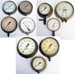 10 x Railway pressure gauges. BR(M) 0-120 PSI steam gauge. 2 x BR(M) 0-260 PSI. BR(Std) 0-30 hg