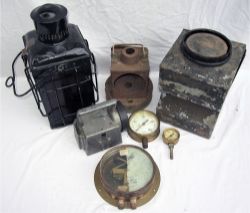 A miscellaneous Lot containing a GWR Signal lamp interior without burner and cap. An unknown