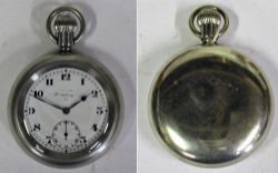 LMS Guards watch by Record. Rear engraved LMS 5517 in working condition but worn engraving.