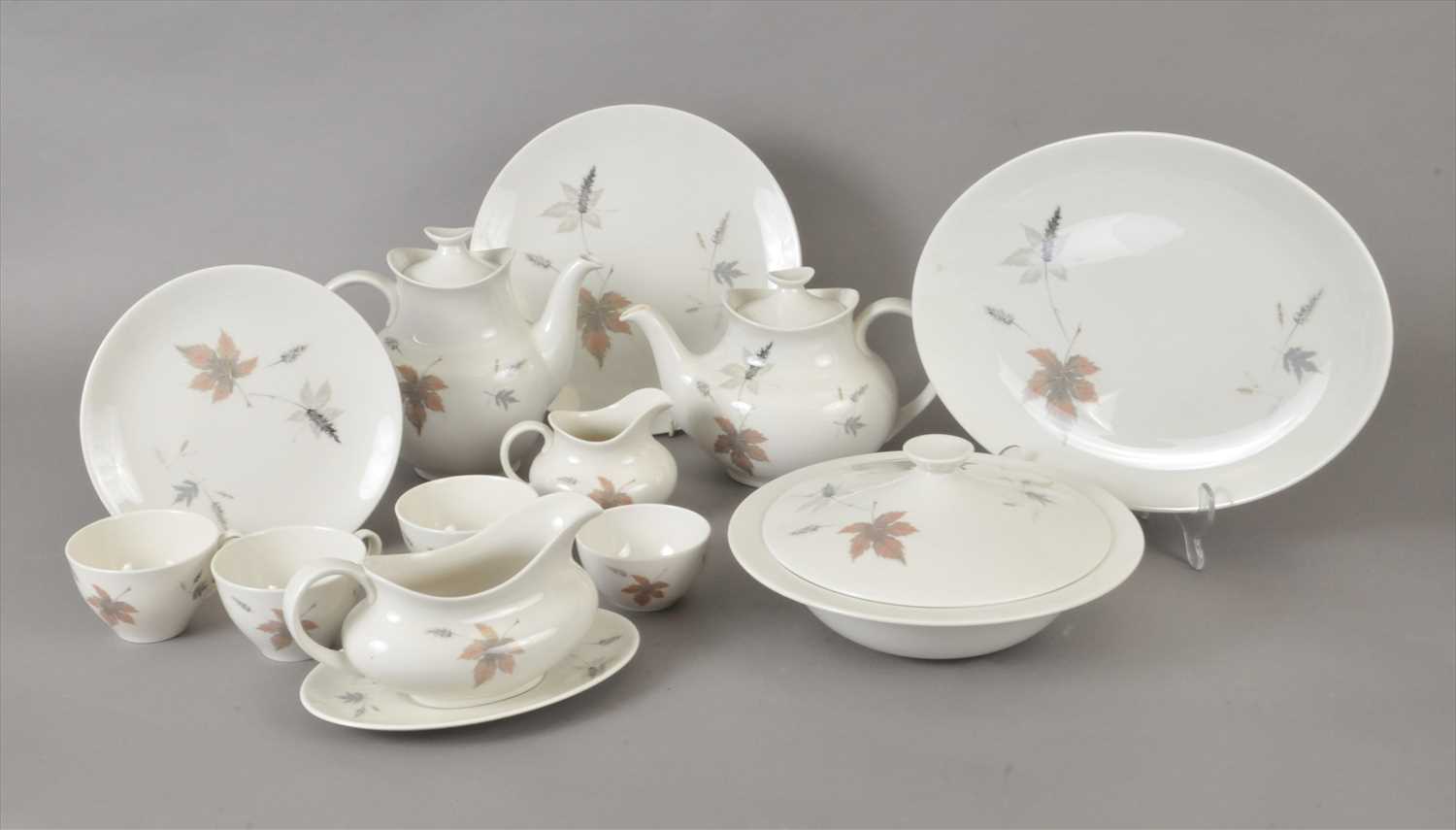 Royal Doulton 'Tumbling Leaves' tea, coffee and dinner service