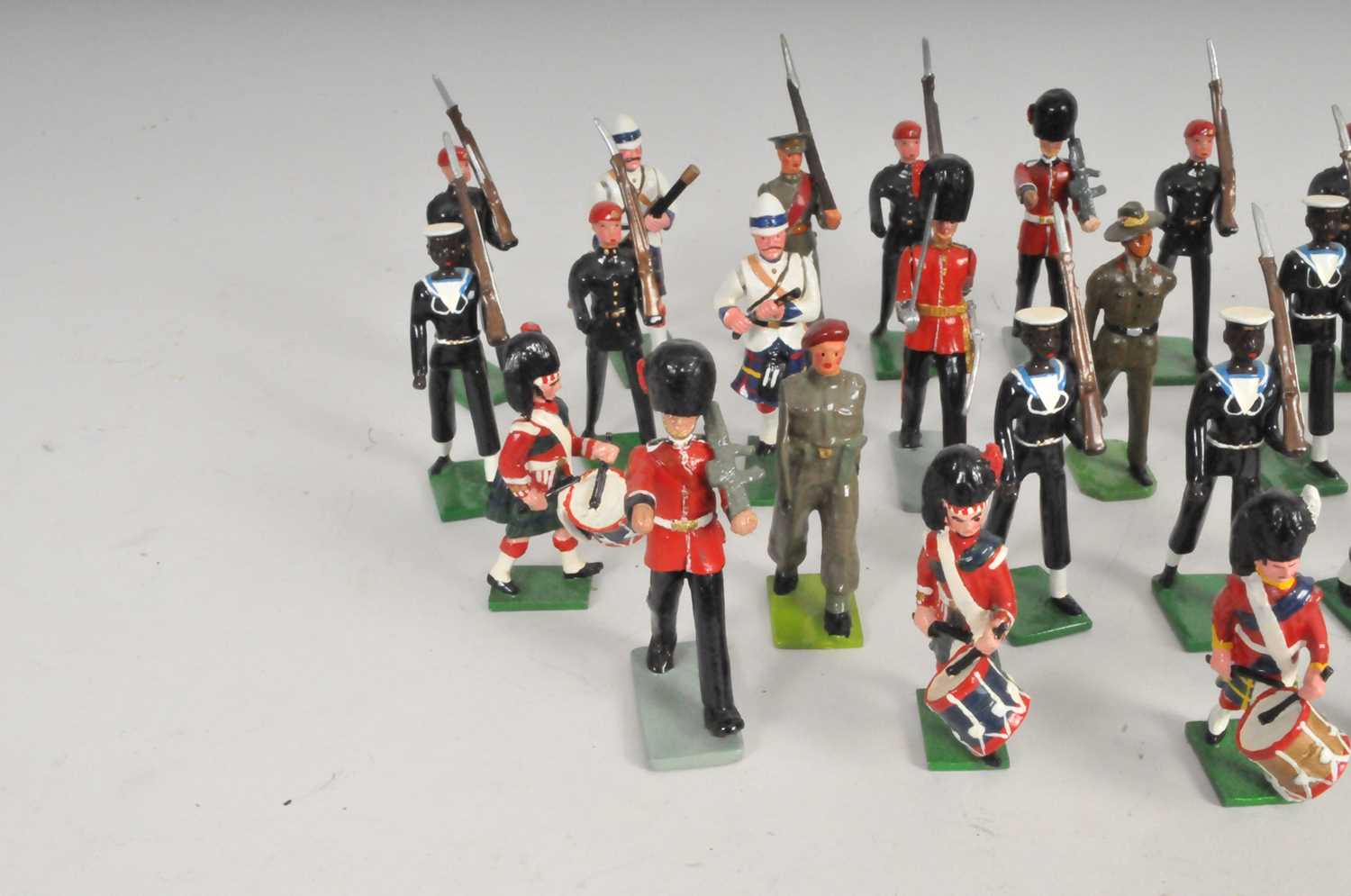 A collection of cast metal soldiers, attributed to Britains, various nations and regiments, to - Image 4 of 5