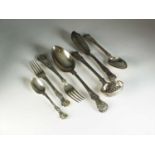 A collection of Queens pattern silver flatware