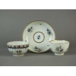 Worcester teabowl and saucer, circa 1775-80 and a Flight Worcester tea bowl