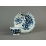Lowestoft 'Fence' tea bowl and saucer, circa 1770-85